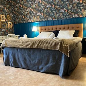 Madam Blå Hotel
